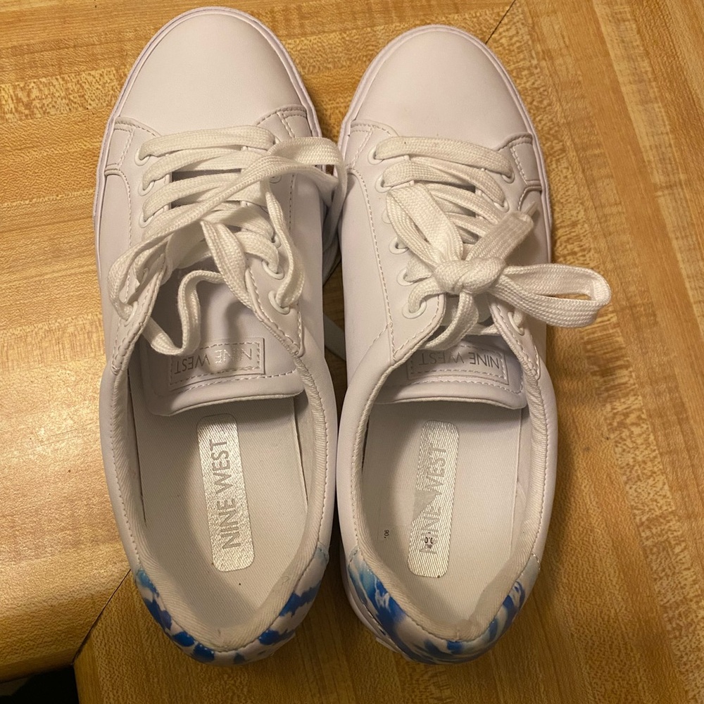 Nine West tennis shoes